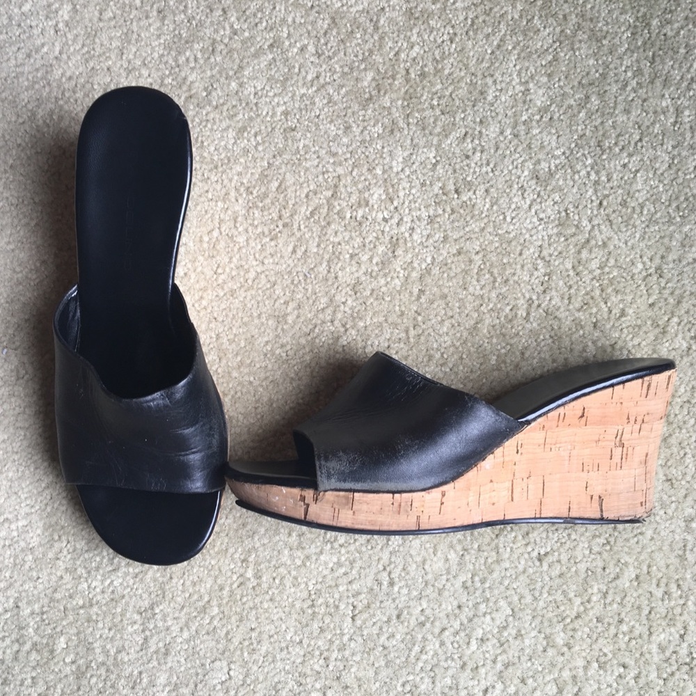 Bandolino Black Wedge Platform Shoes